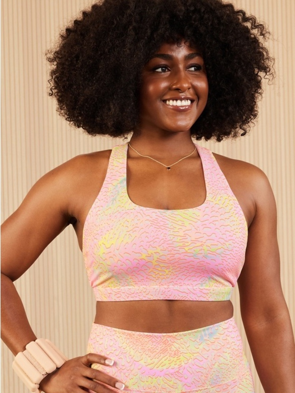🤸‍♂️Fabletics🤸‍♂️Multi-Pattern Sports Bra & shorts. Size S